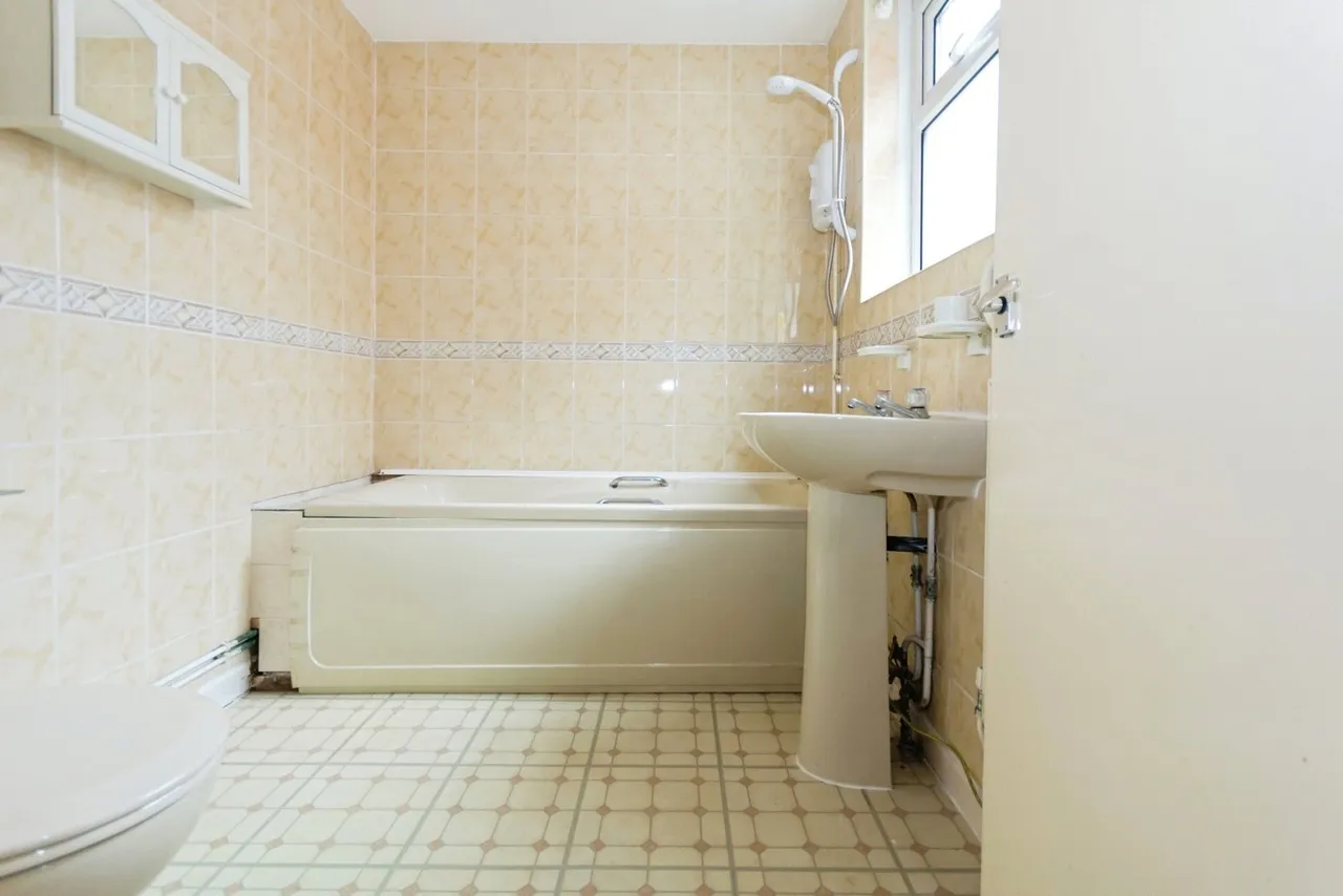 Barrows Road, Birmingham, B11, photo 16