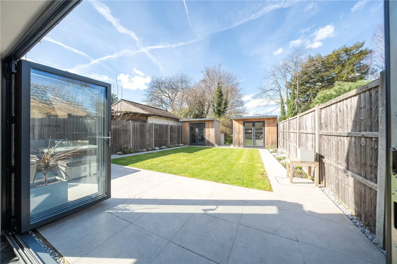 Abbey Street, Farnham, Surrey, GU9, photo 7