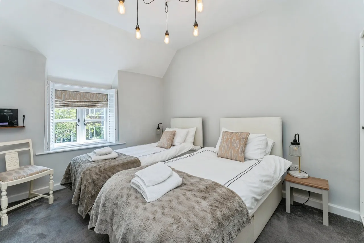 South Street, Caerwys, CH7, photo 16