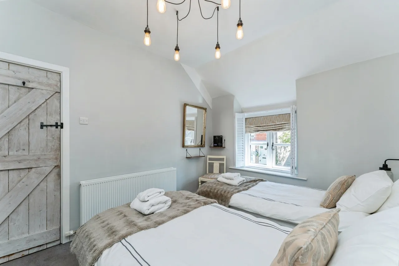 South Street, Caerwys, CH7, photo 29