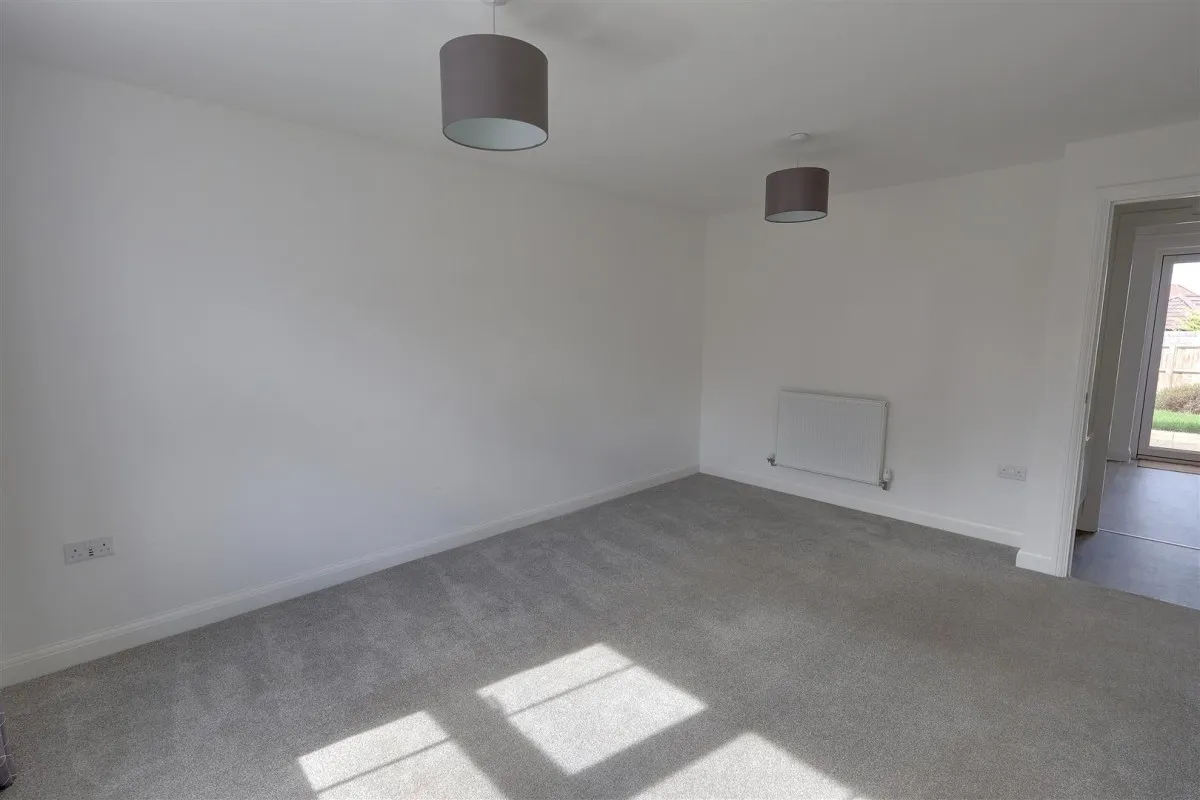 Manor Road, Newent, GL18, photo 11