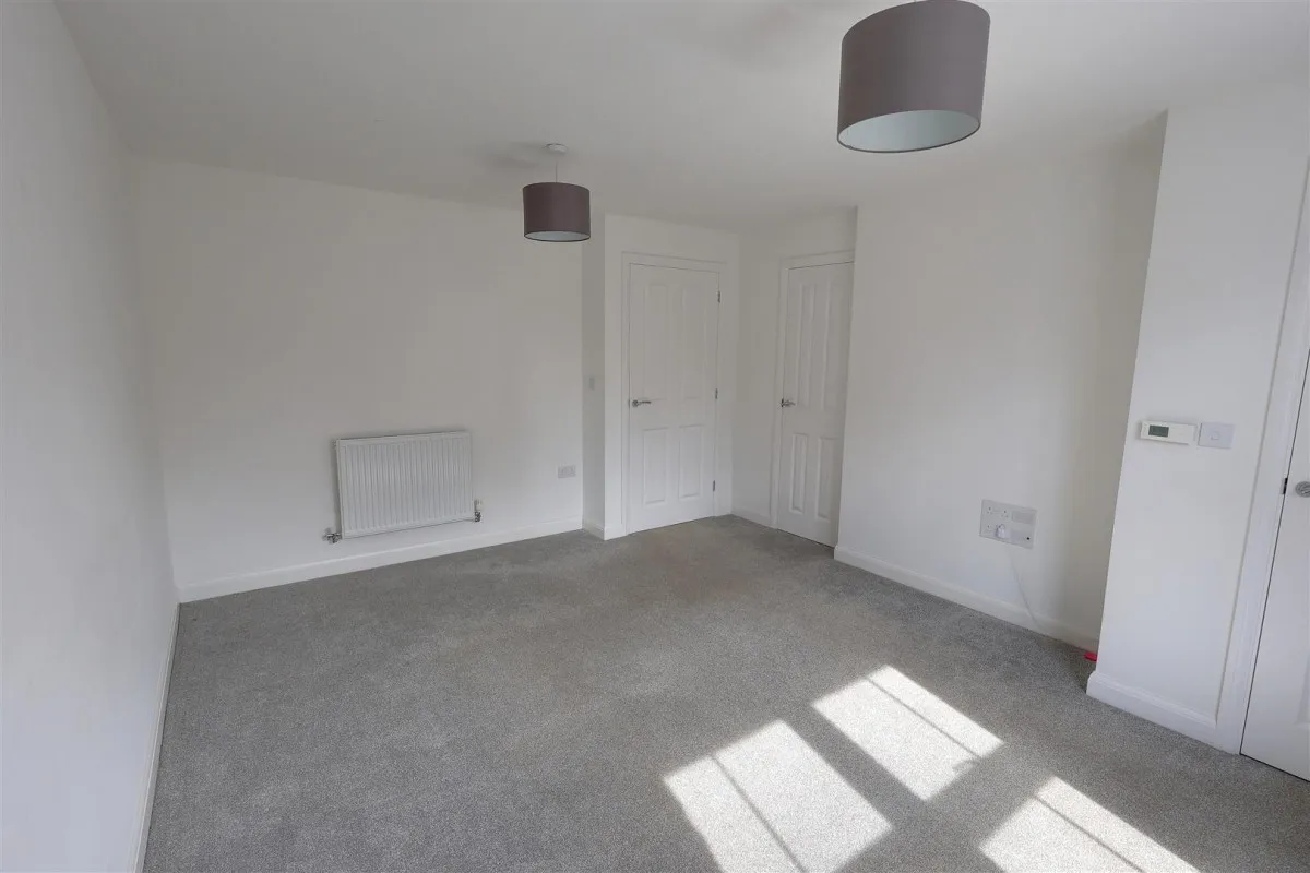 Manor Road, Newent, GL18, photo 3
