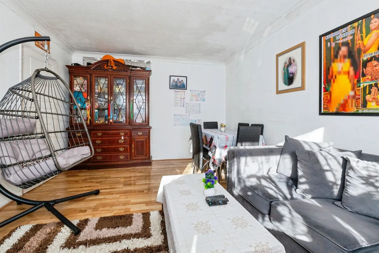 Welland Close, Slough, SL3, photo 12