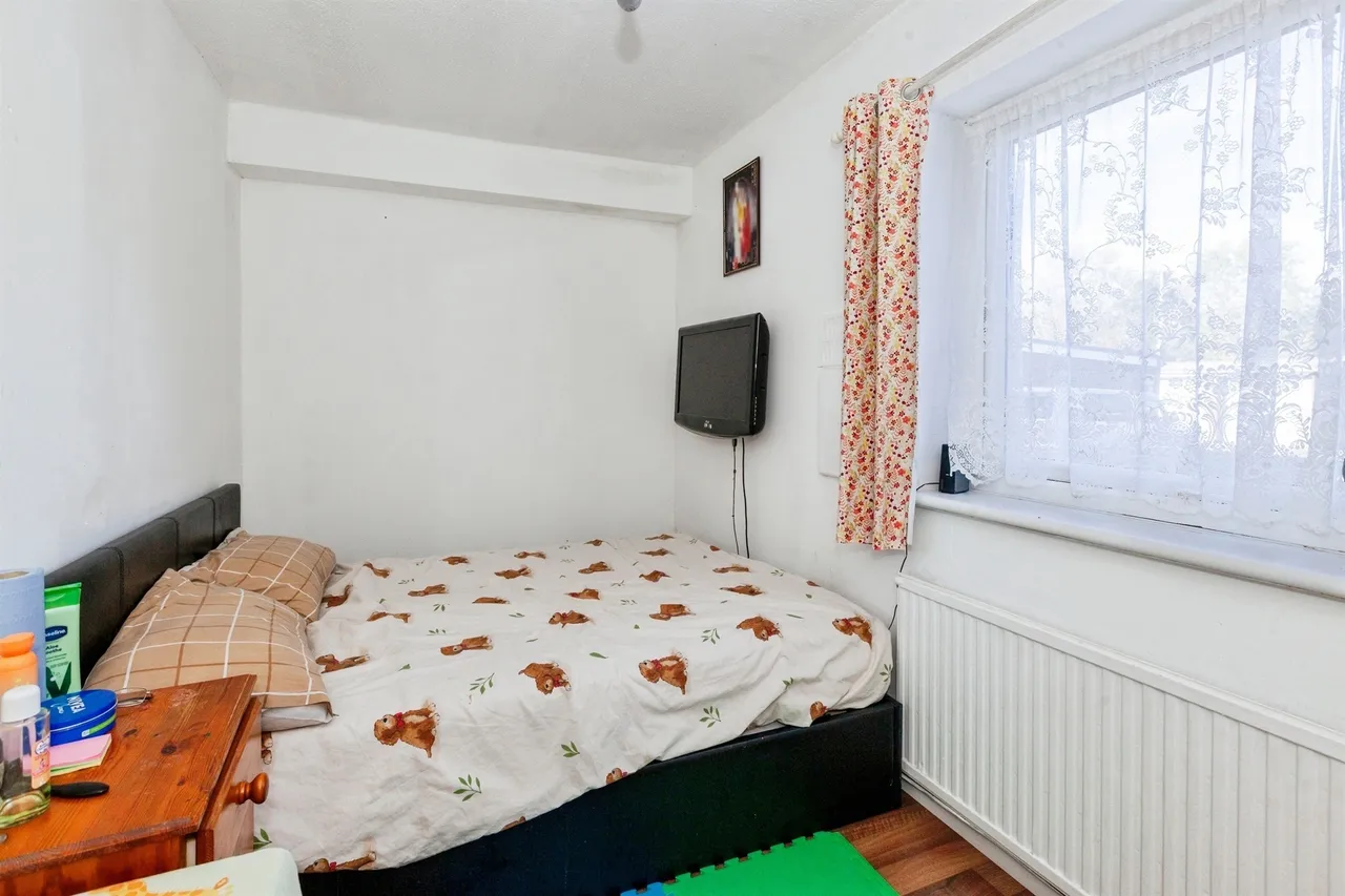 Welland Close, Slough, SL3, photo 6