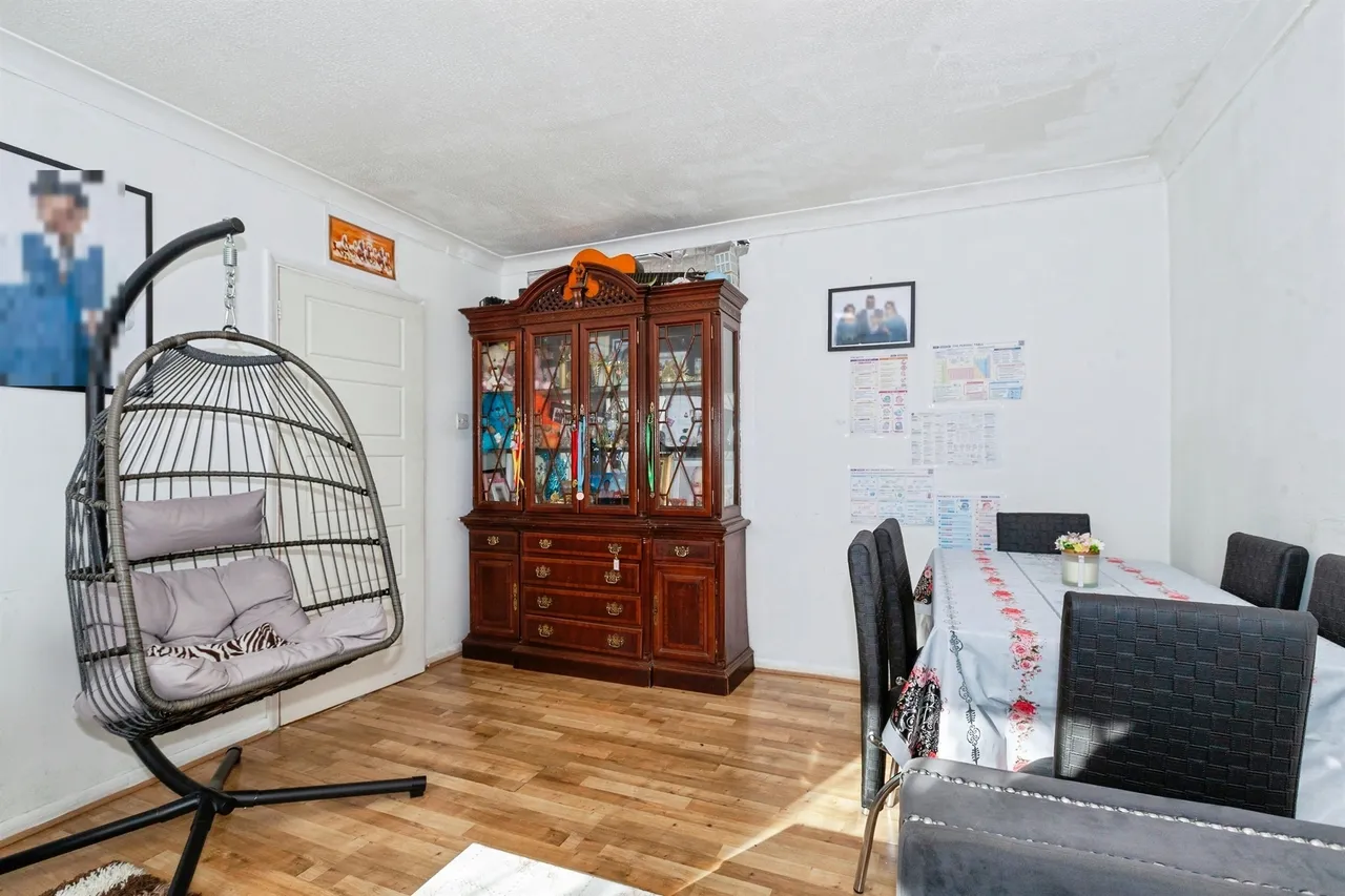 Welland Close, Slough, SL3, photo 13