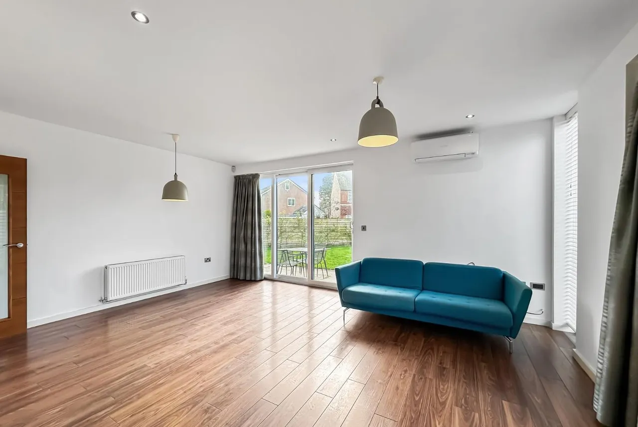 Milton Drive, Timperley WA15 6AX, photo 7