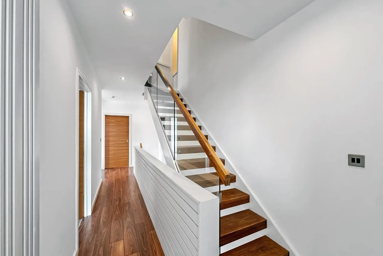 Milton Drive, Timperley WA15 6AX, photo 17