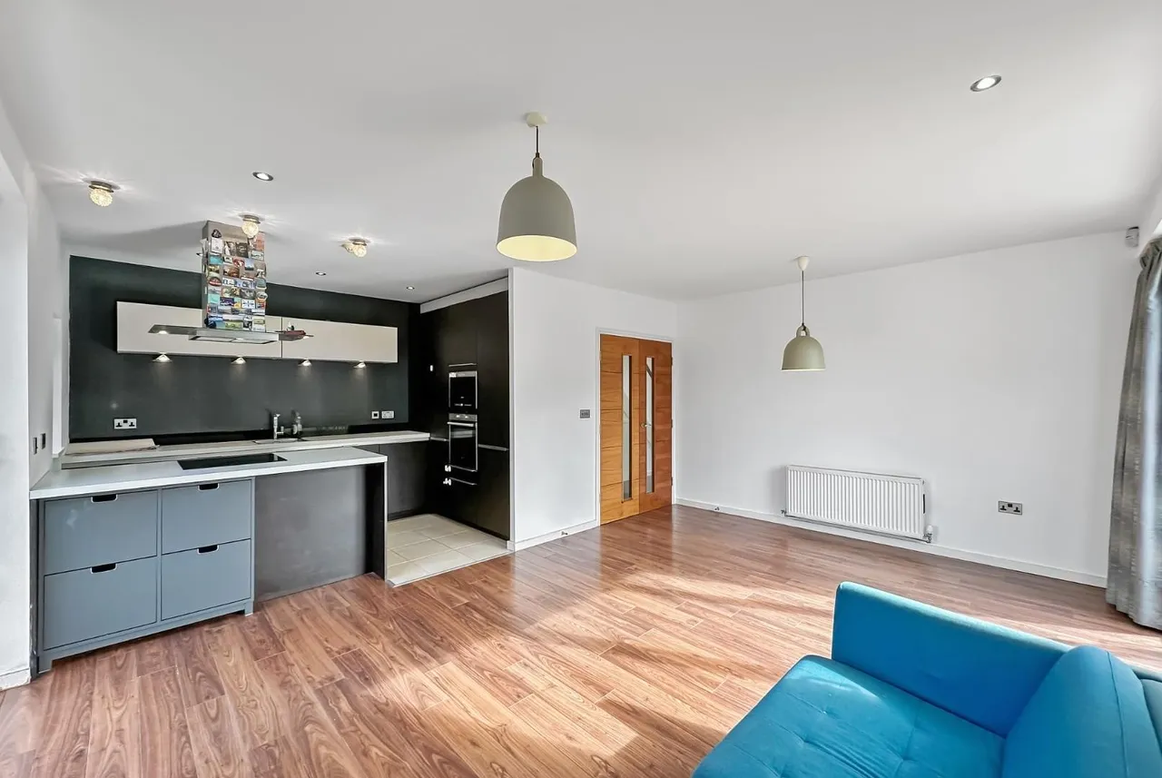Milton Drive, Timperley WA15 6AX, photo 6