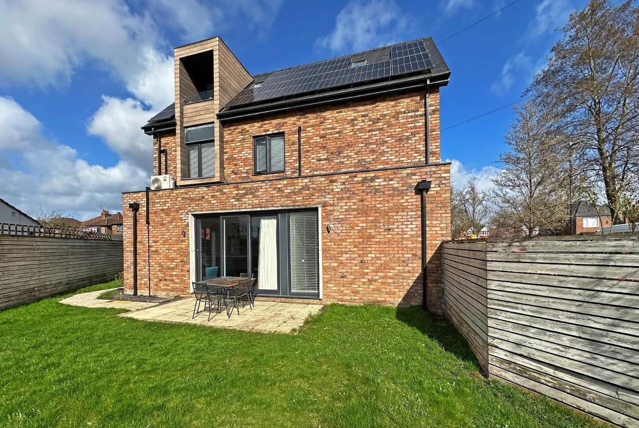Milton Drive, Timperley WA15 6AX, photo 26