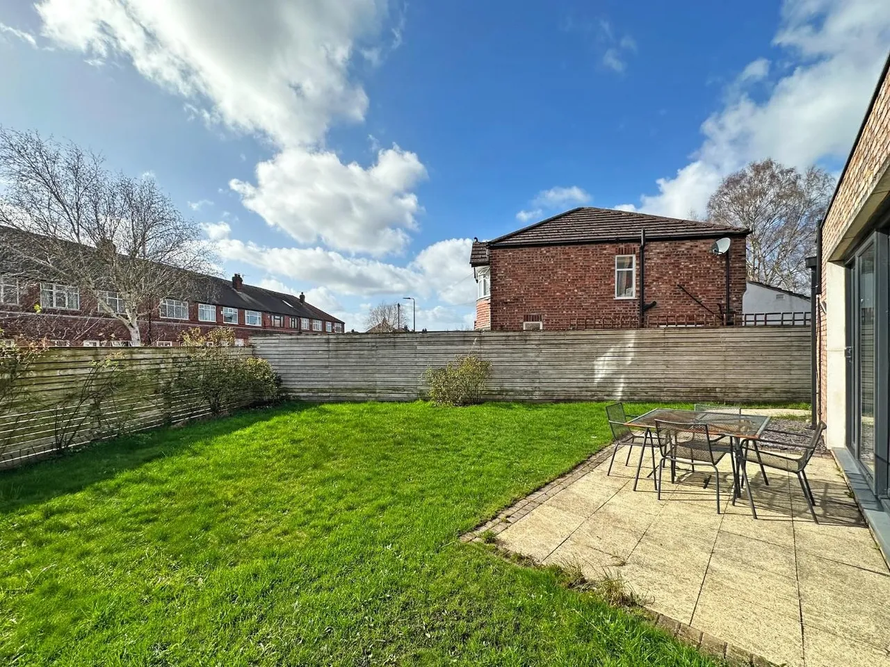 Milton Drive, Timperley WA15 6AX, photo 25
