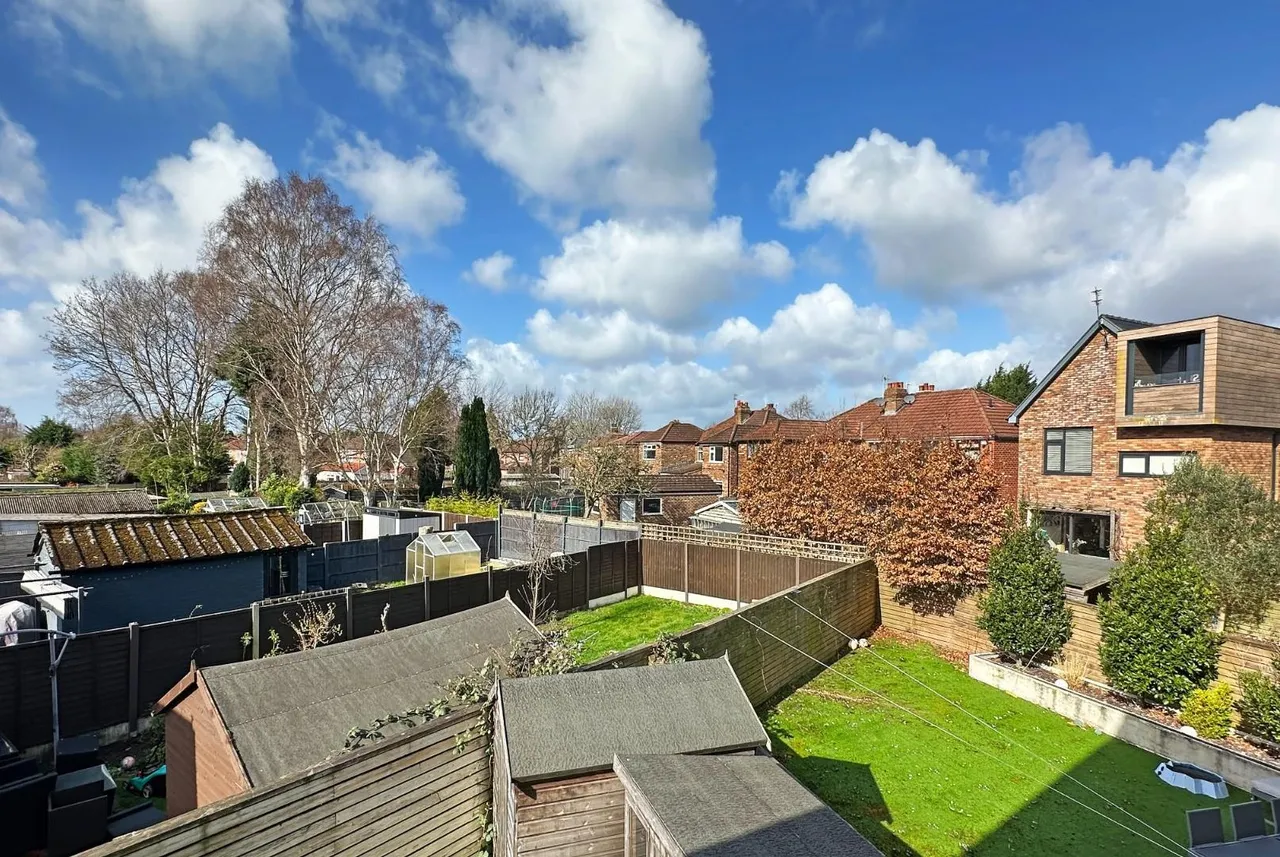 Milton Drive, Timperley WA15 6AX, photo 23