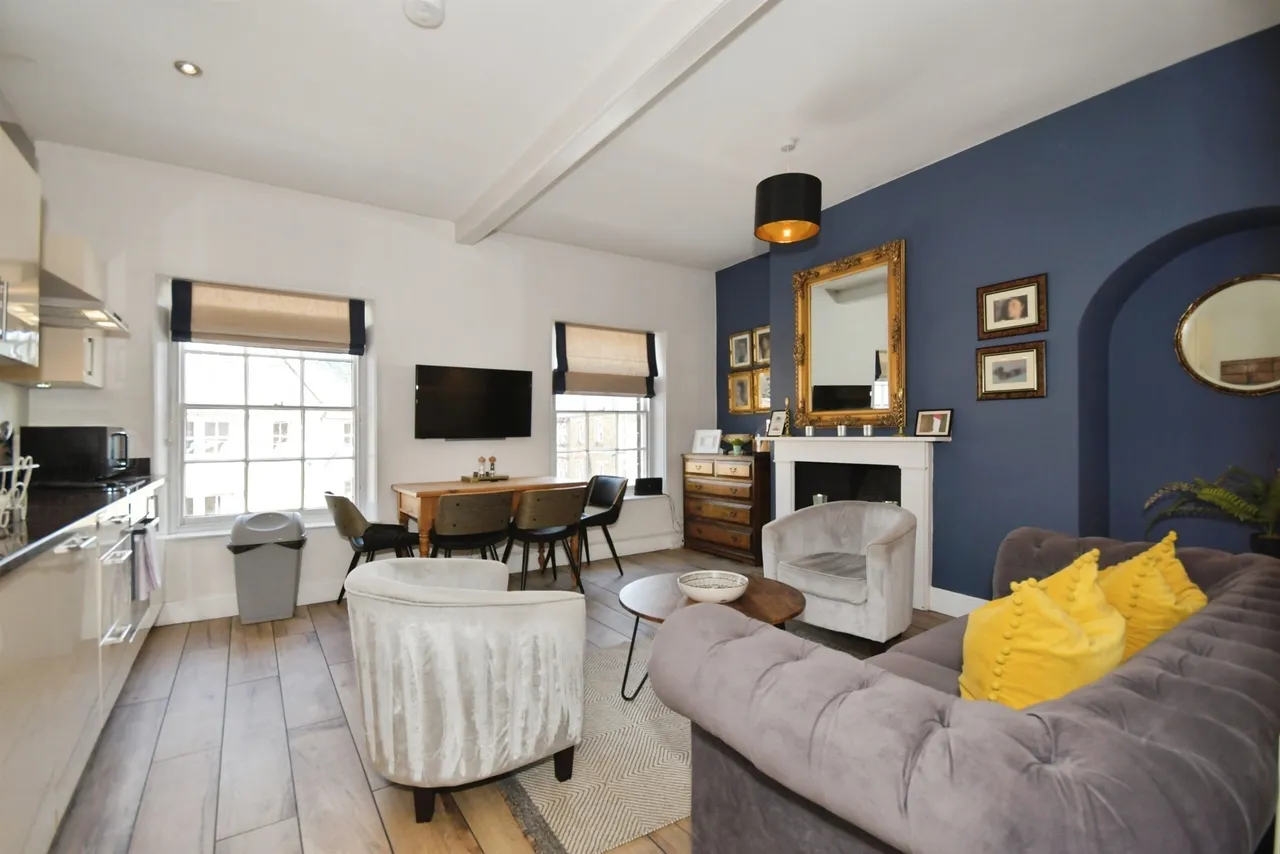 Matlock Street, Bakewell, DE45, photo 3
