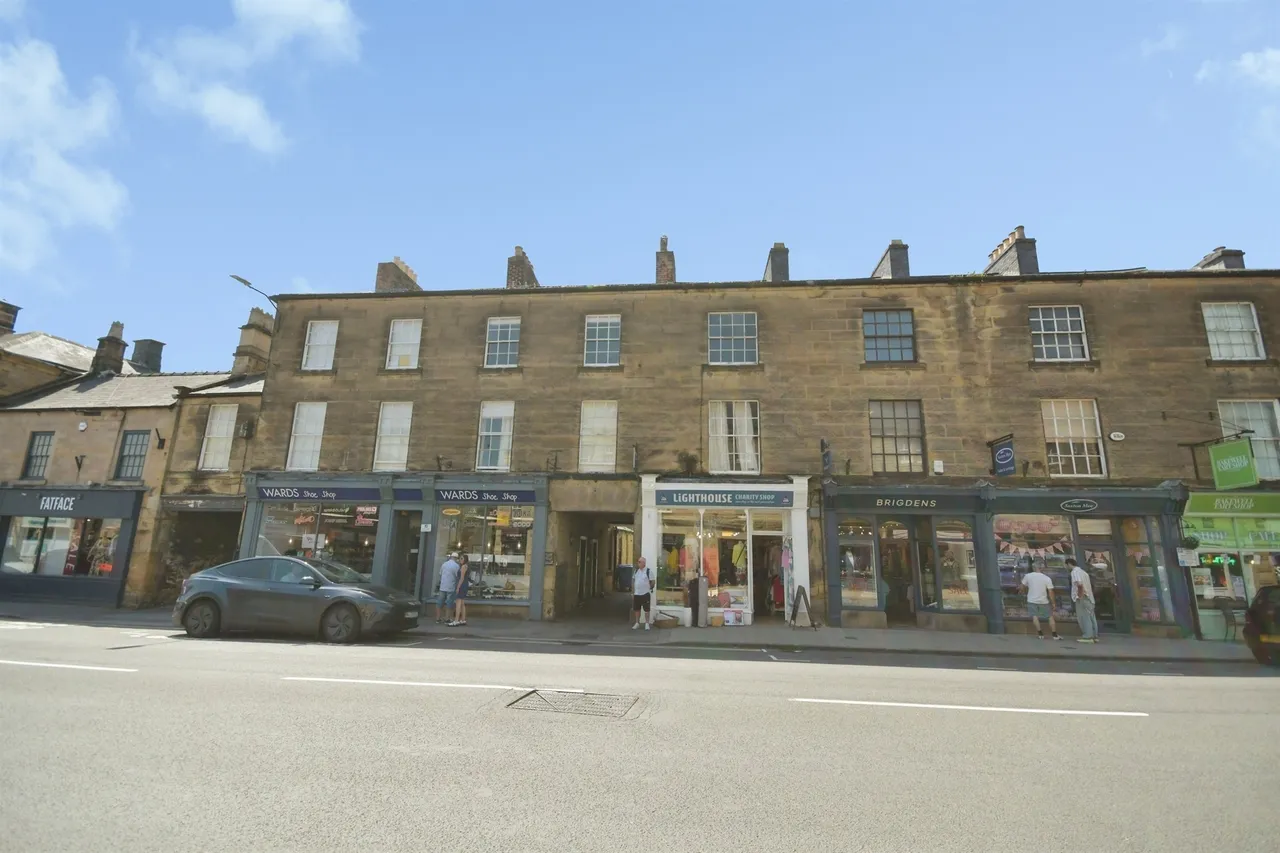 Matlock Street, Bakewell, DE45, photo 2