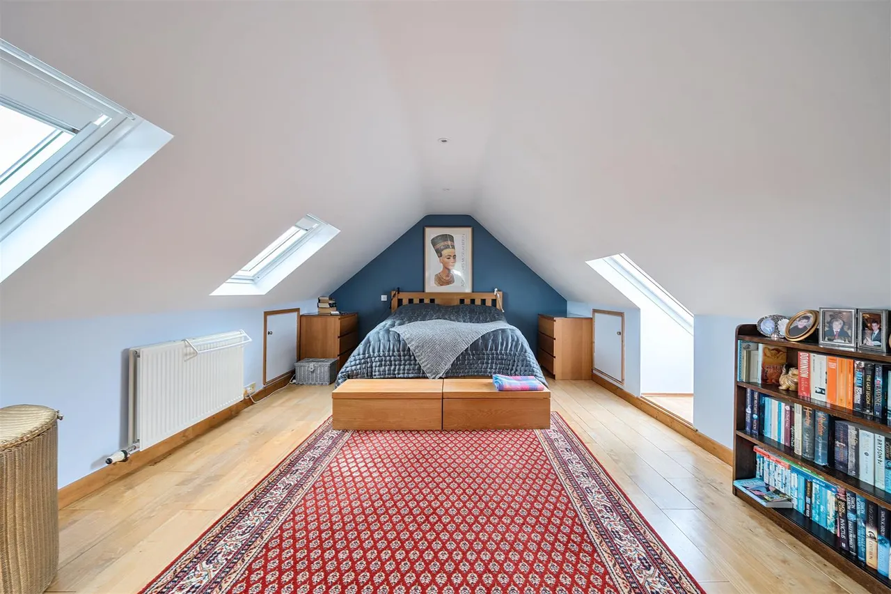 Valley Way, Colerne, SN14, photo 15