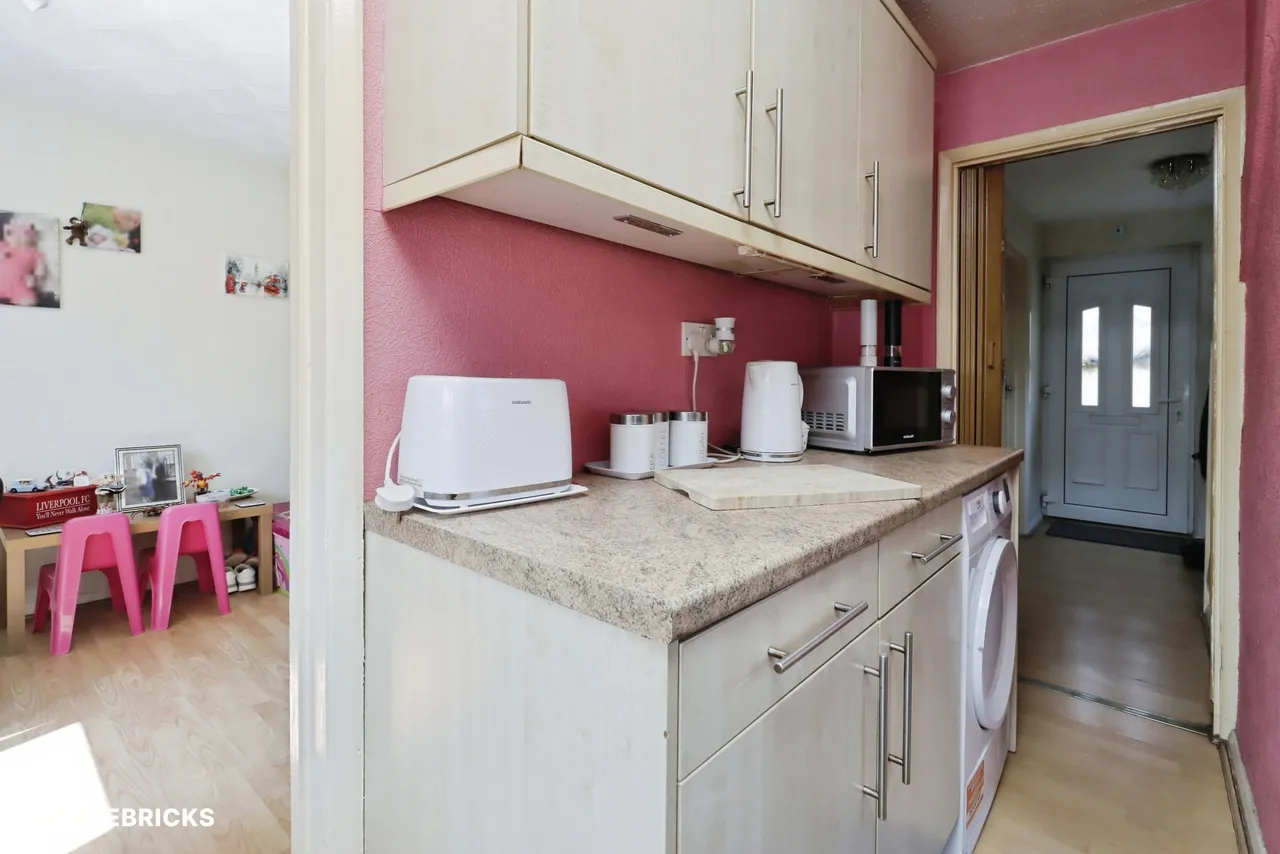 Grove Crescent, Bridgnorth, WV15, photo 4