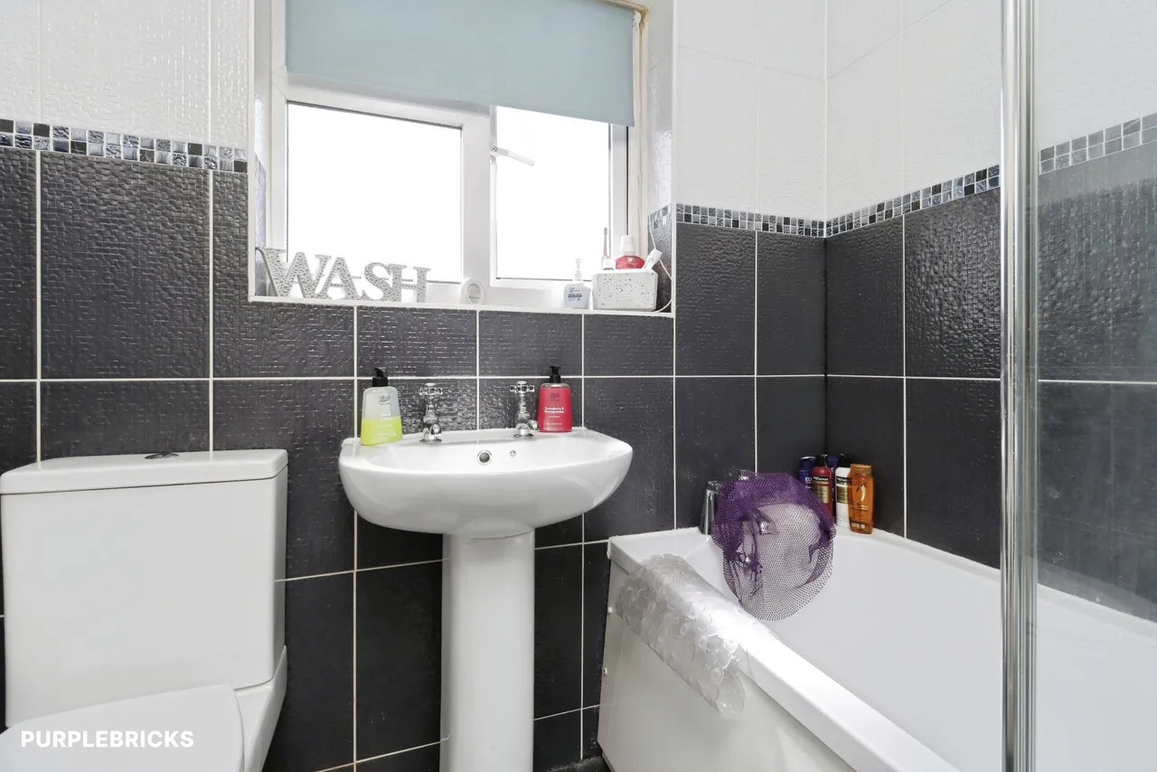 Grove Crescent, Bridgnorth, WV15, photo 25