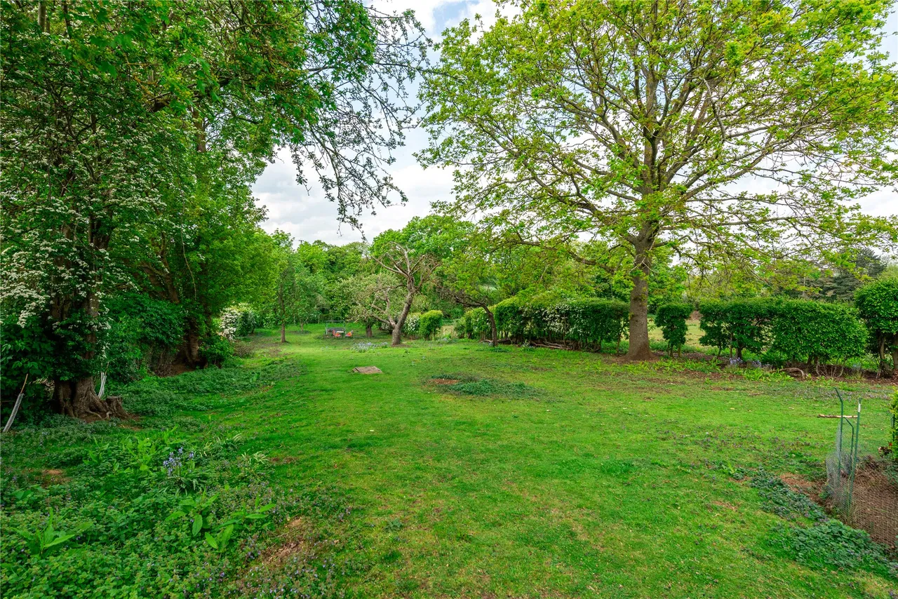 Northampton Road, Blisworth, NN7, photo 13