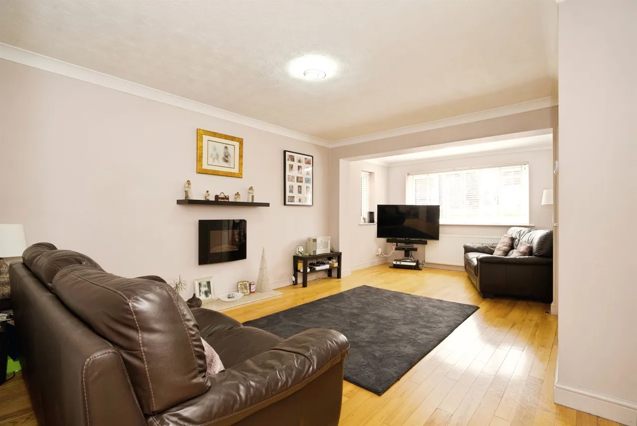 Vernon Way, Barnsley, photo 6