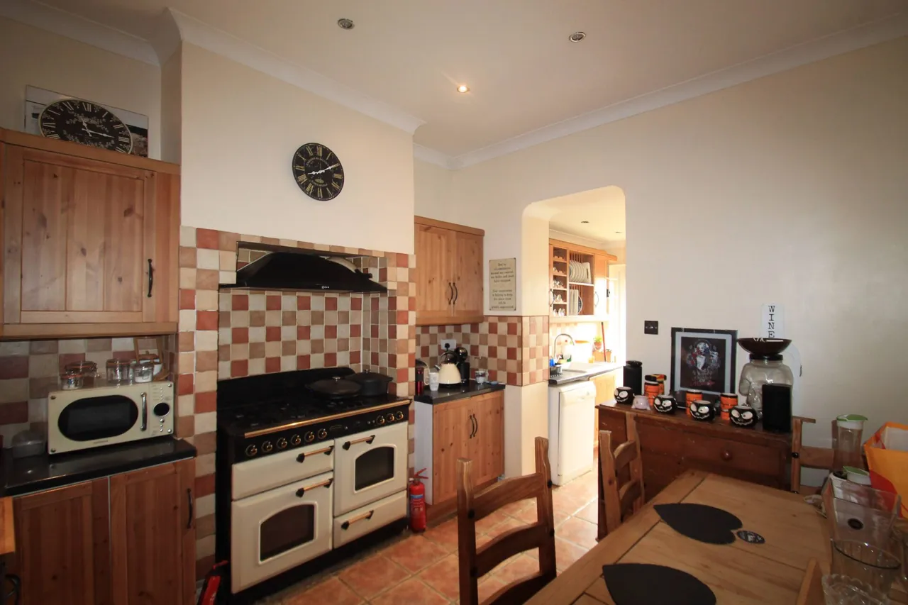 Priory Hill, Dartford, photo 3