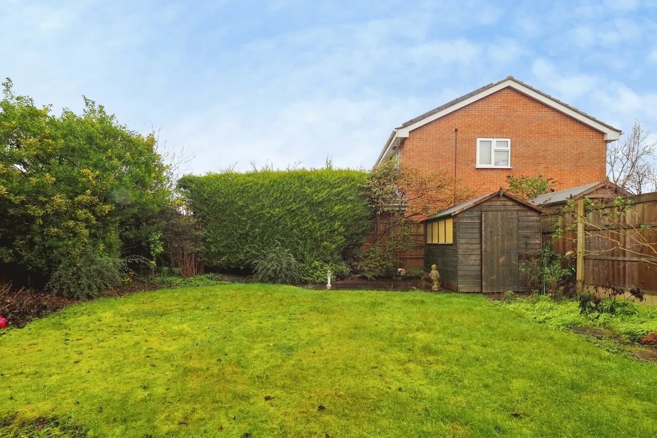 Blenheim Avenue, Lowdham, Nottingham, Nottinghamshire, NG14, photo 17