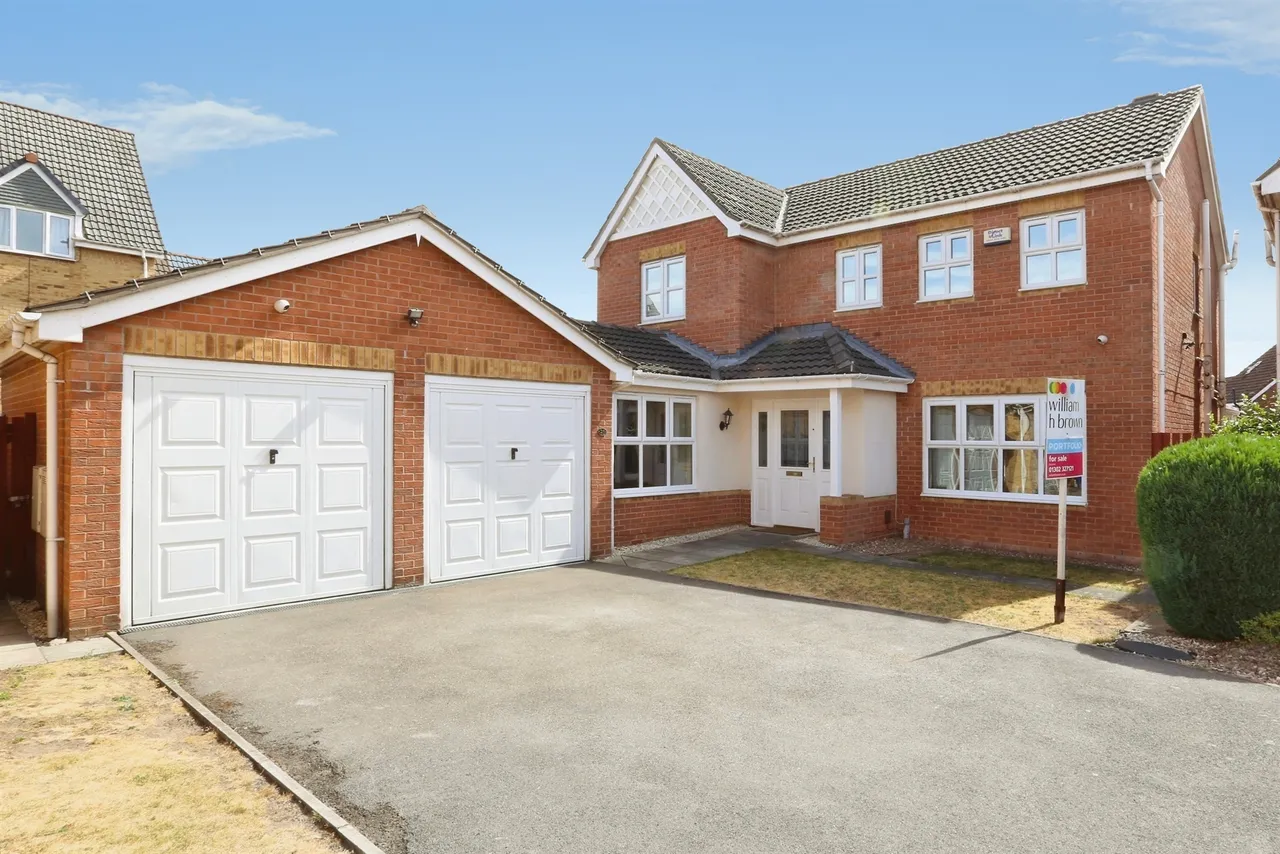 4 bed house for sale — Haller Close, Armthorpe, DONCASTER