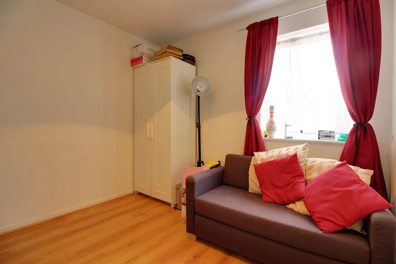 Magnus Court, Beeston, NG9, photo 5