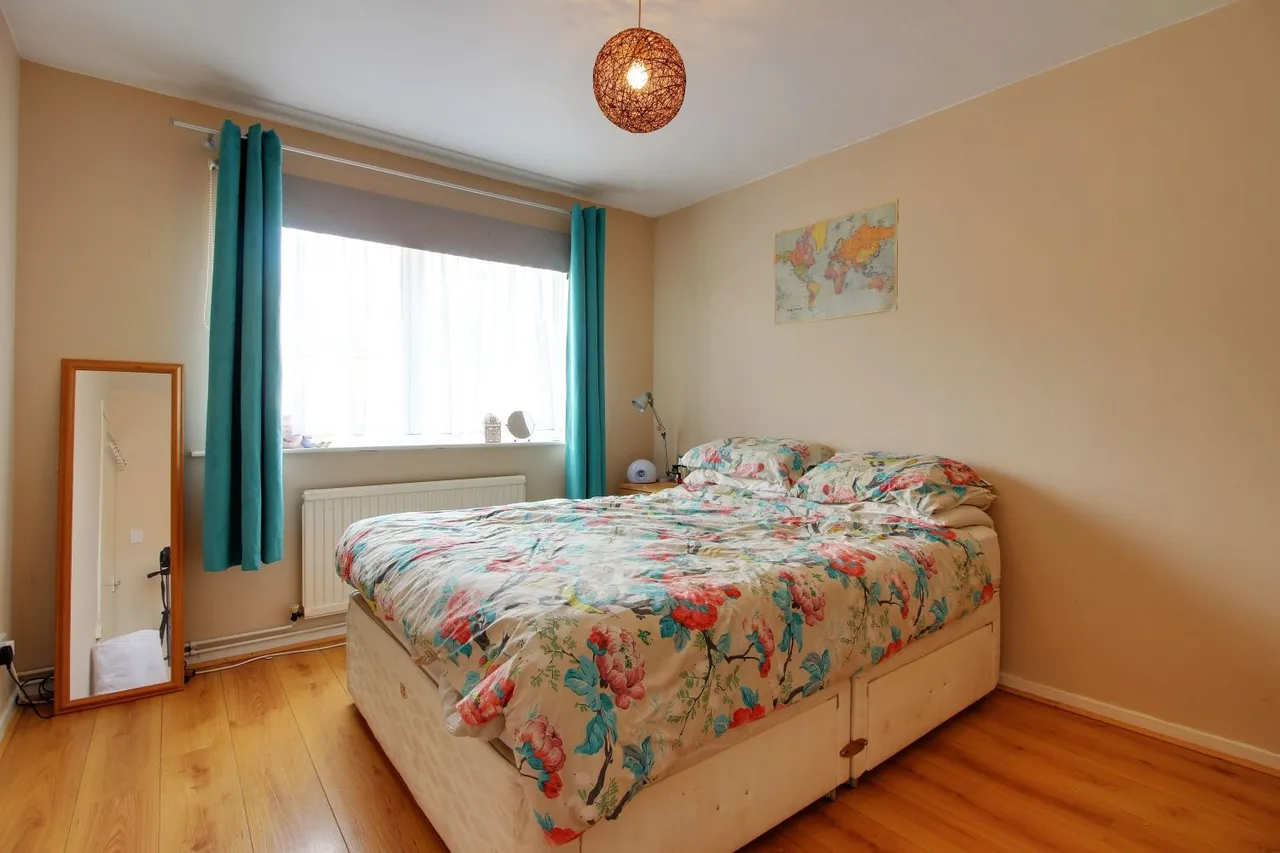 Magnus Court, Beeston, NG9, photo 4