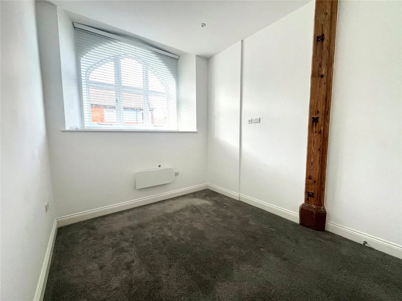 Old Chester Road, Holywell, CH8, photo 9