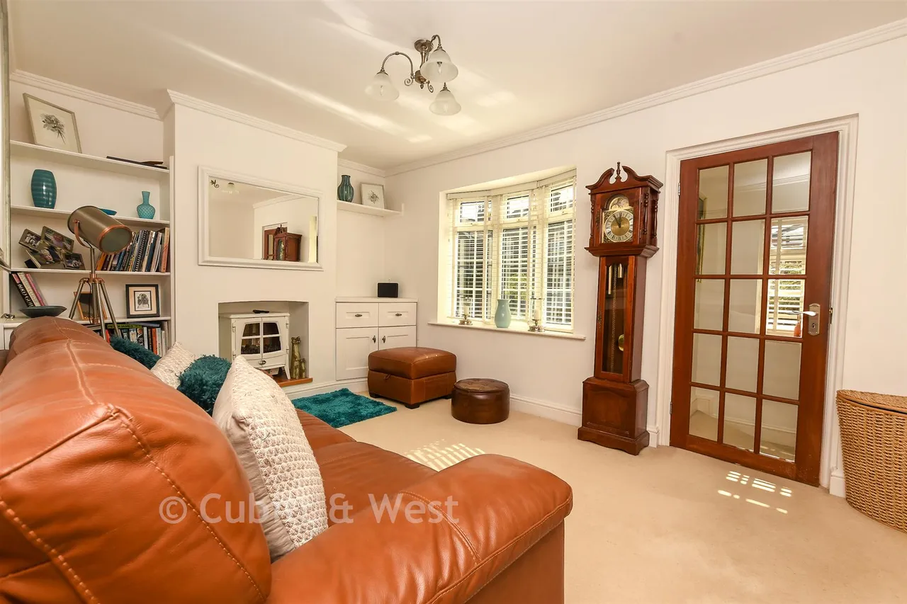 Smith Road, Reigate, RH2, photo 3