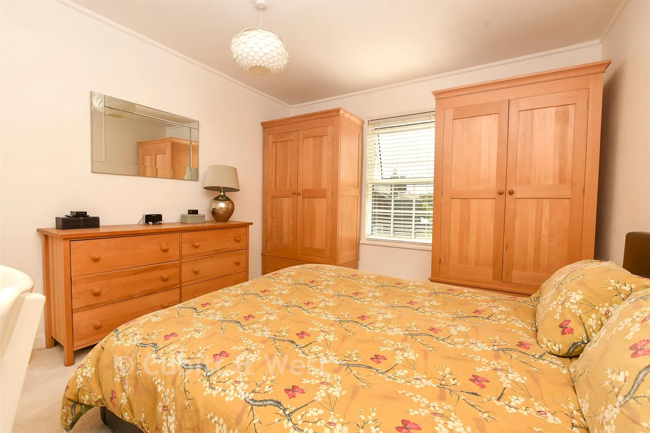 Smith Road, Reigate, RH2, photo 8
