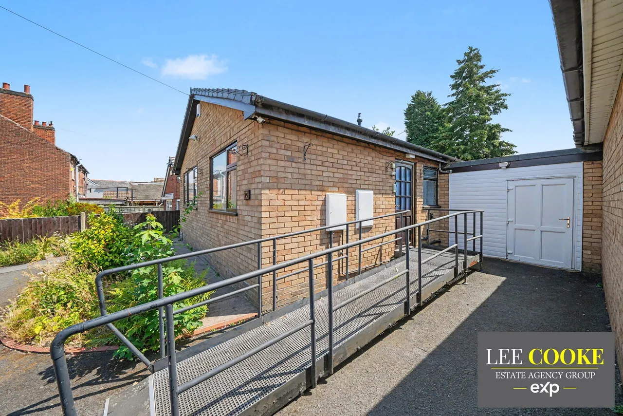 Walsall Road, Wednesbury, WS10 9JT, photo 4