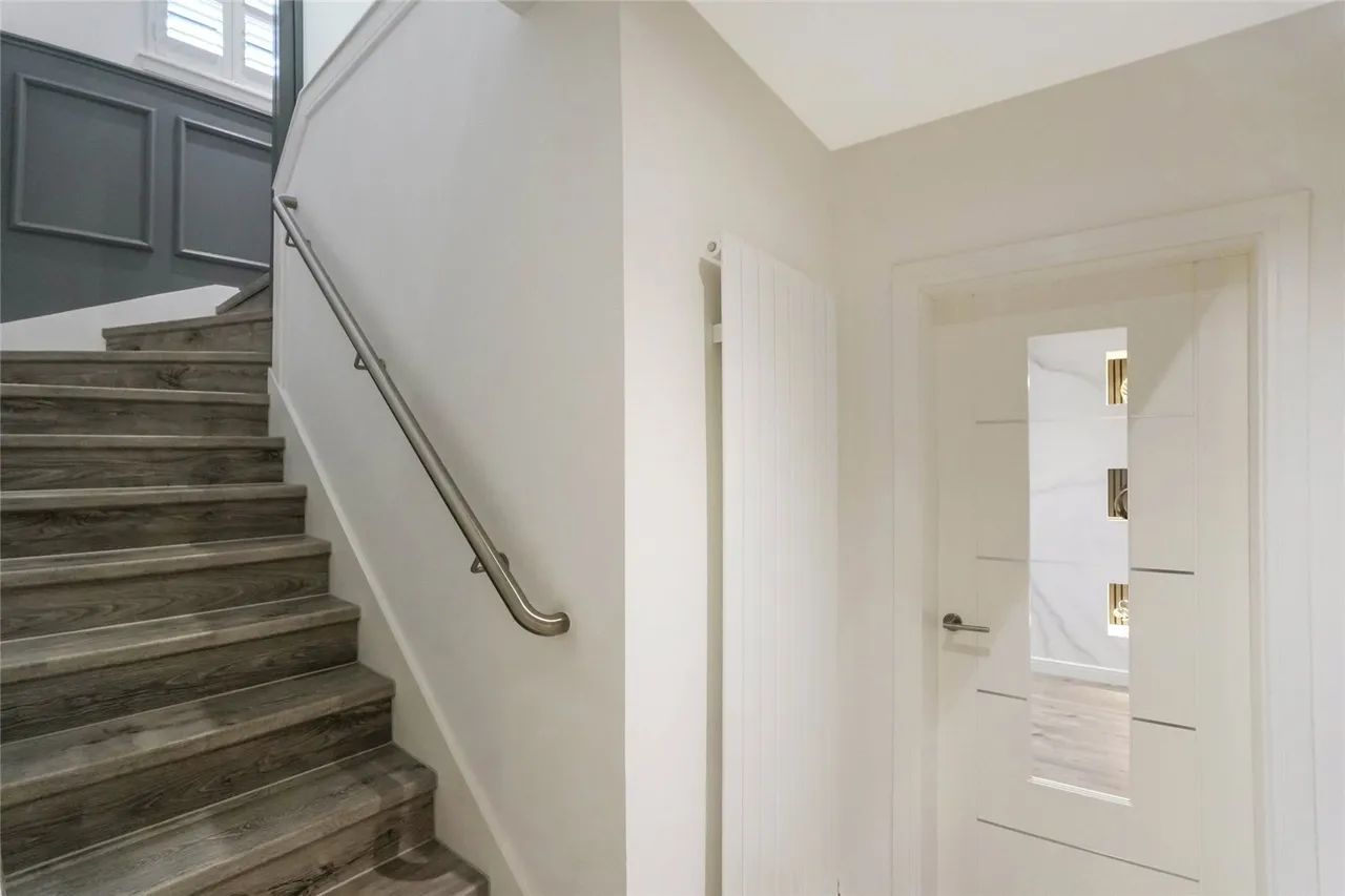 Hermitage Avenue, Knightswood, G13, photo 5