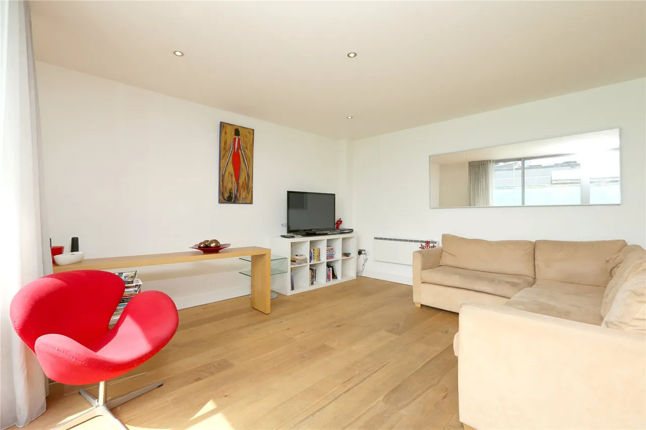 Dereham Place, Shoreditch, EC2A, photo 2