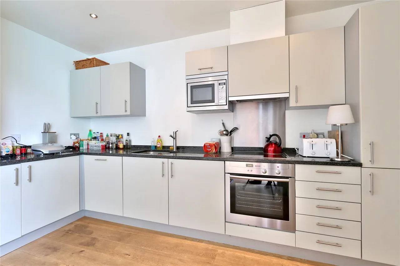 2 bed flat to rent, Dereham Place, Shoreditch, EC2A