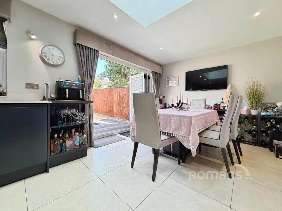 Kingfisher Drive, Camberley, GU15, photo 25