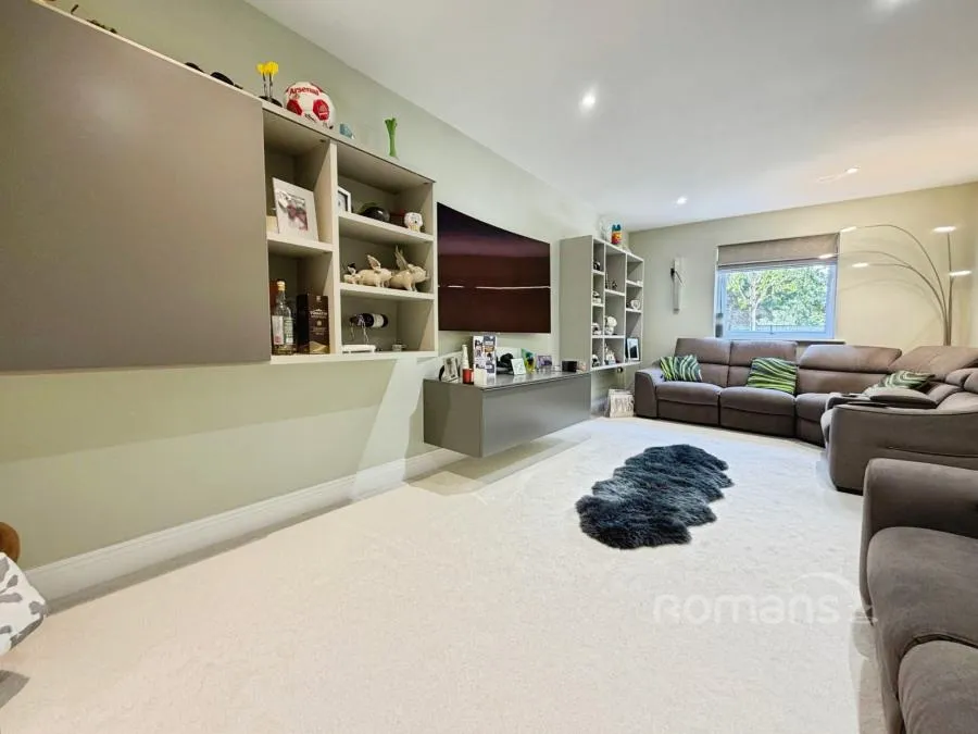 Kingfisher Drive, Camberley, GU15, photo 12