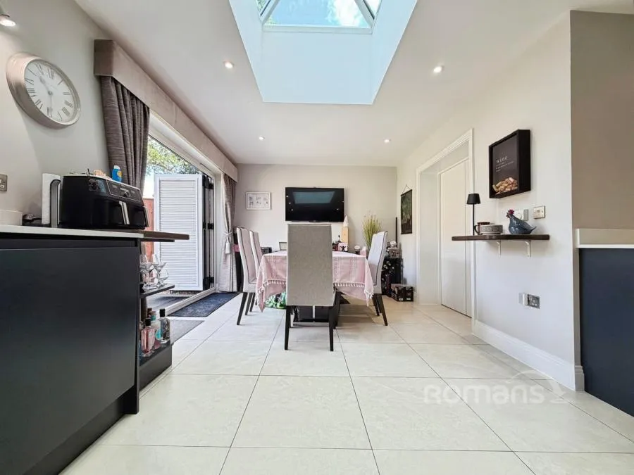 Kingfisher Drive, Camberley, GU15, photo 24
