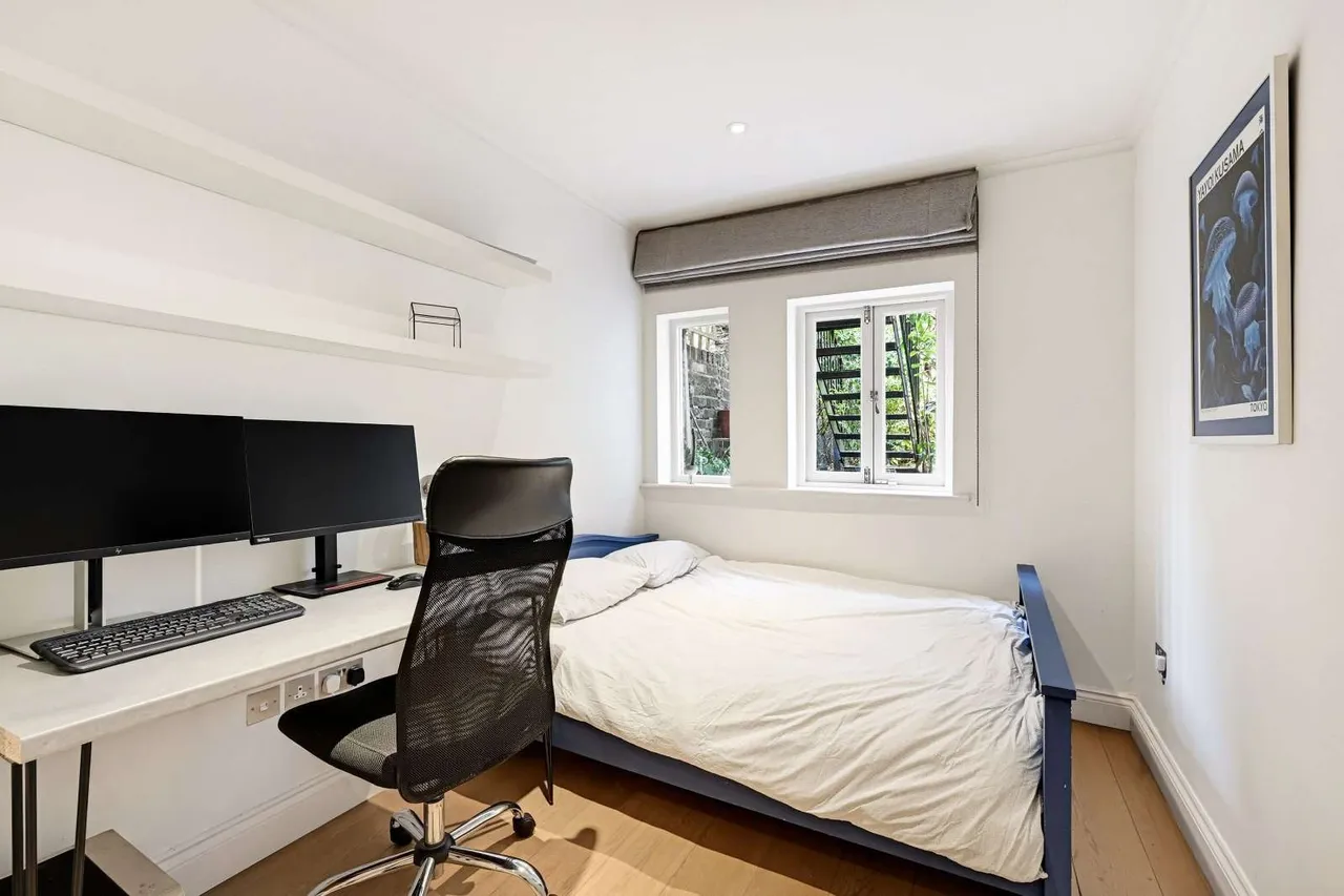 Primrose Gardens, London, NW3, photo 8