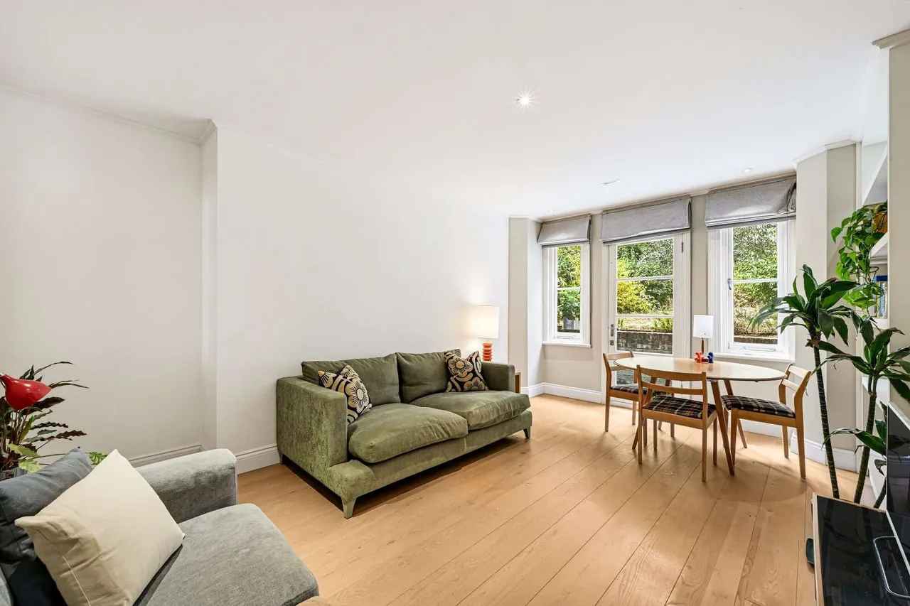 Primrose Gardens, London, NW3, photo 13