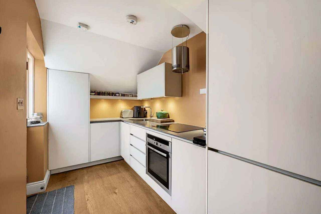 Primrose Gardens, London, NW3, photo 5