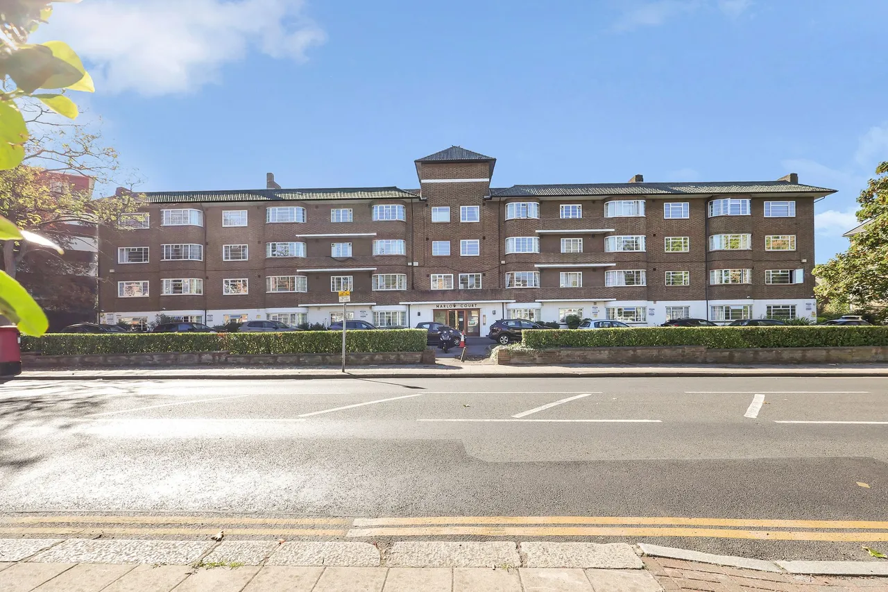 Willesden Lane, London, NW6, photo 15