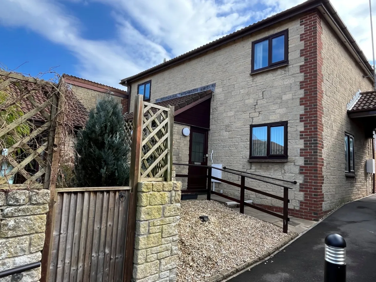 2 bed flat for sale, Kingshill Gardens, Nailsea, BS48