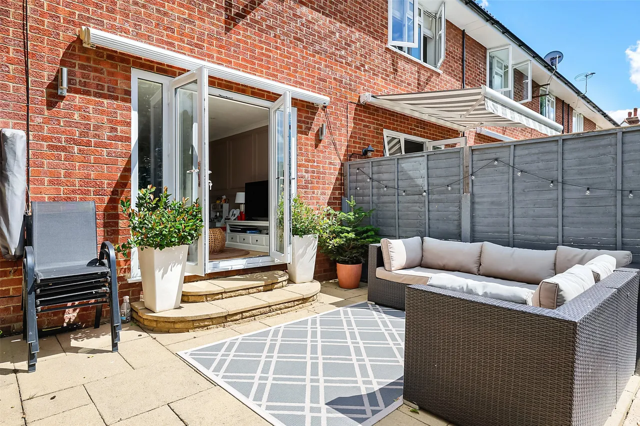 Owen Place, Leatherhead, KT22, photo 10