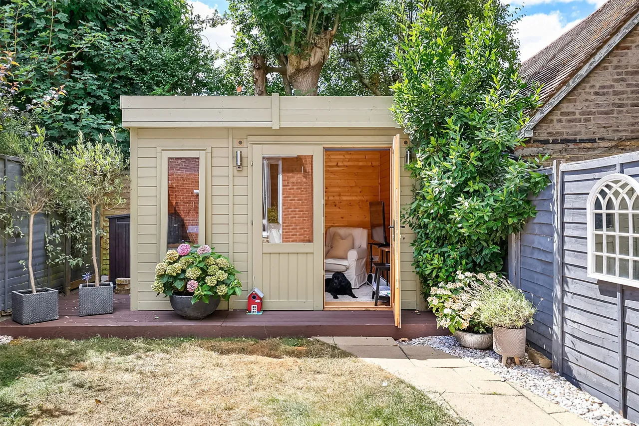 Owen Place, Leatherhead, KT22, photo 11