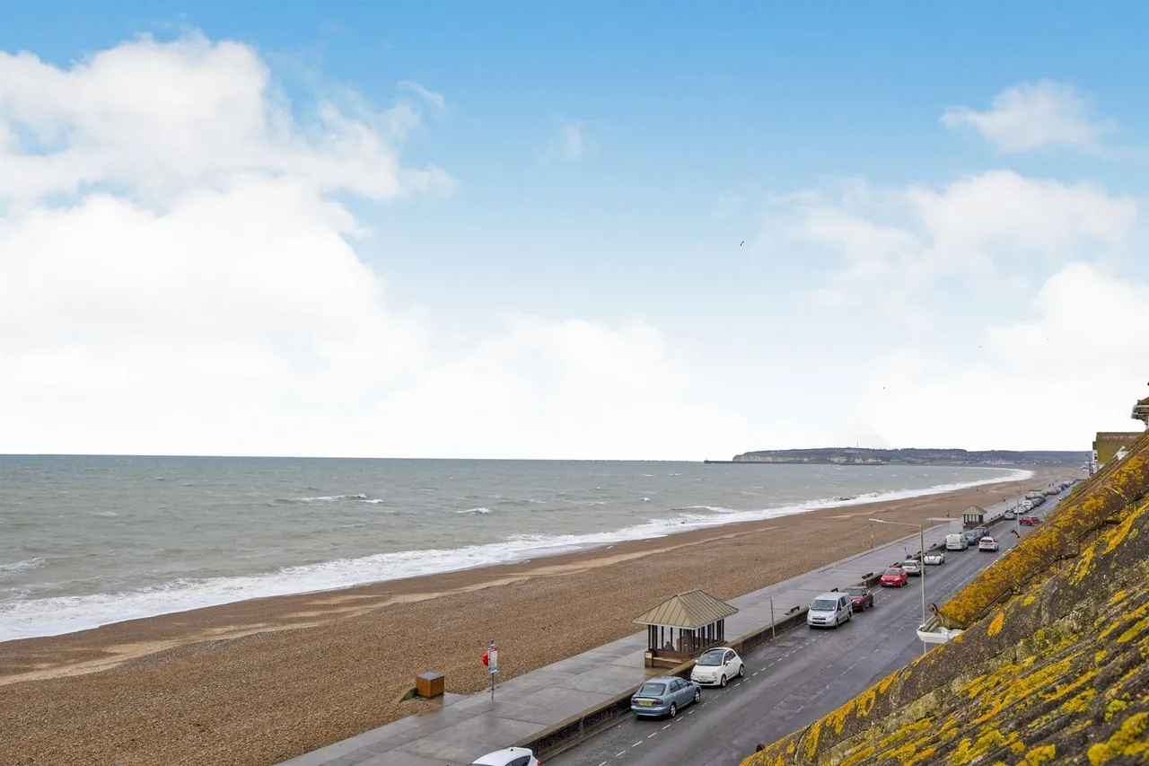 Esplanade, Seaford, photo 3
