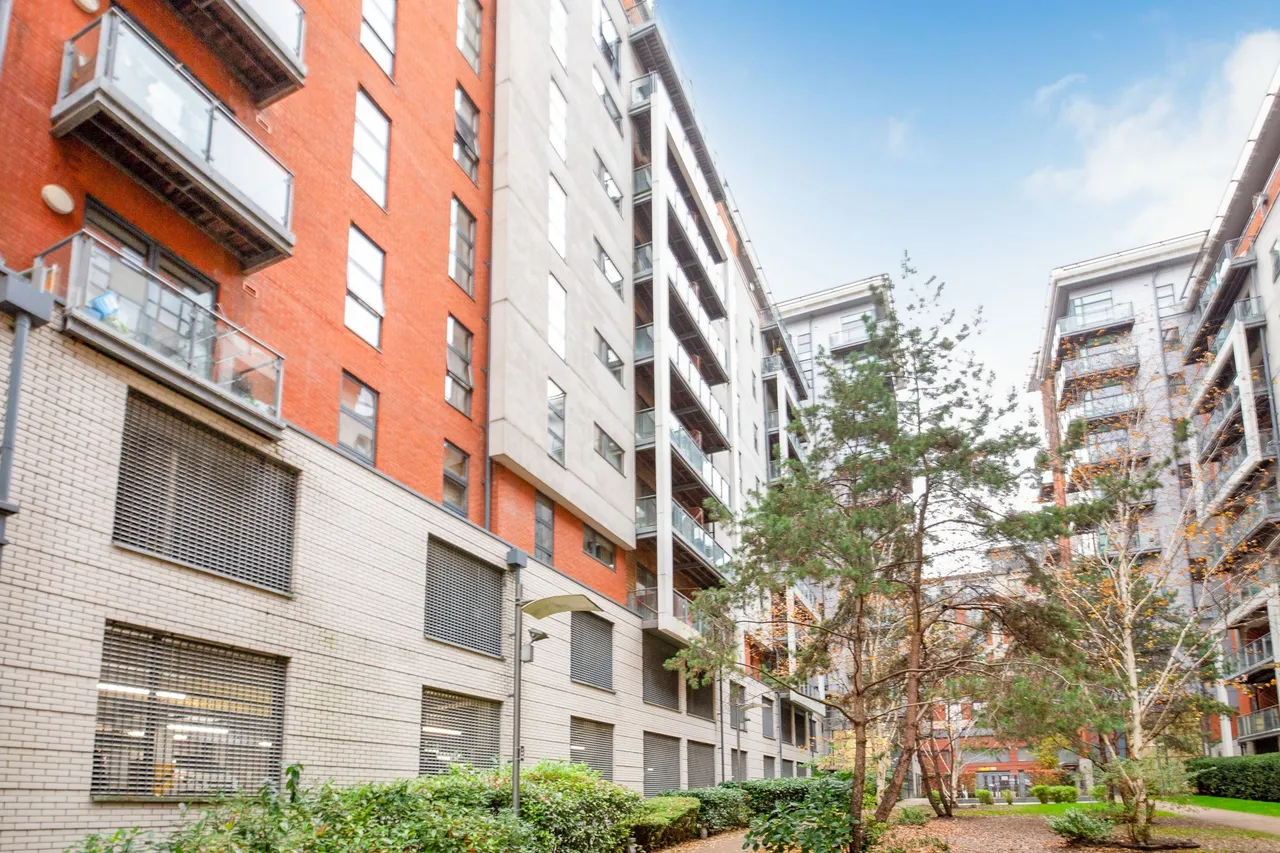 Barton Place, 3 Hornbeam Way, Manchester, Greater Manchester, M4, photo 15