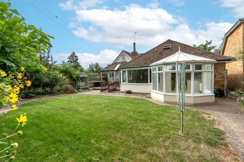 St. Helens Avenue, Benson, OX10, photo 14