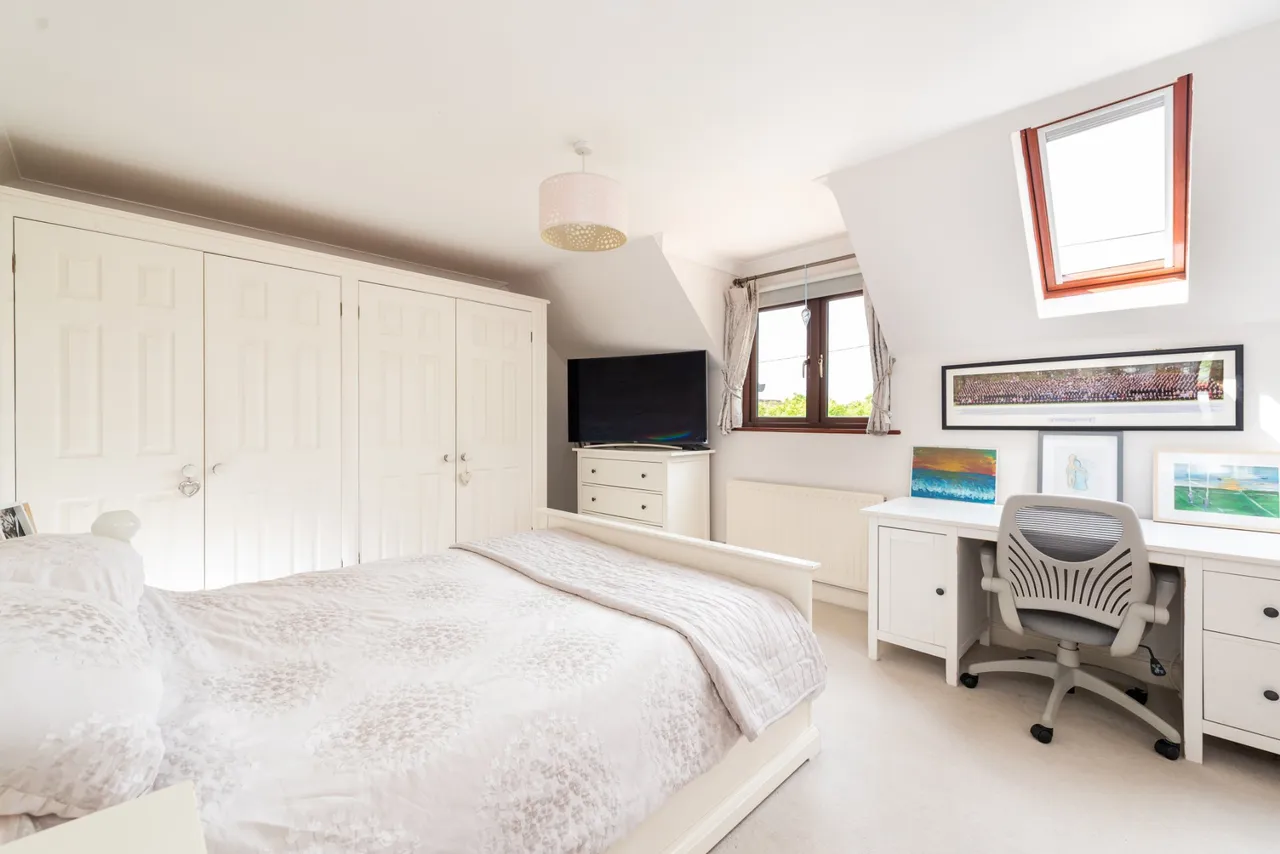 Manor Farm Cottage, Pitchcott, HP22, photo 11