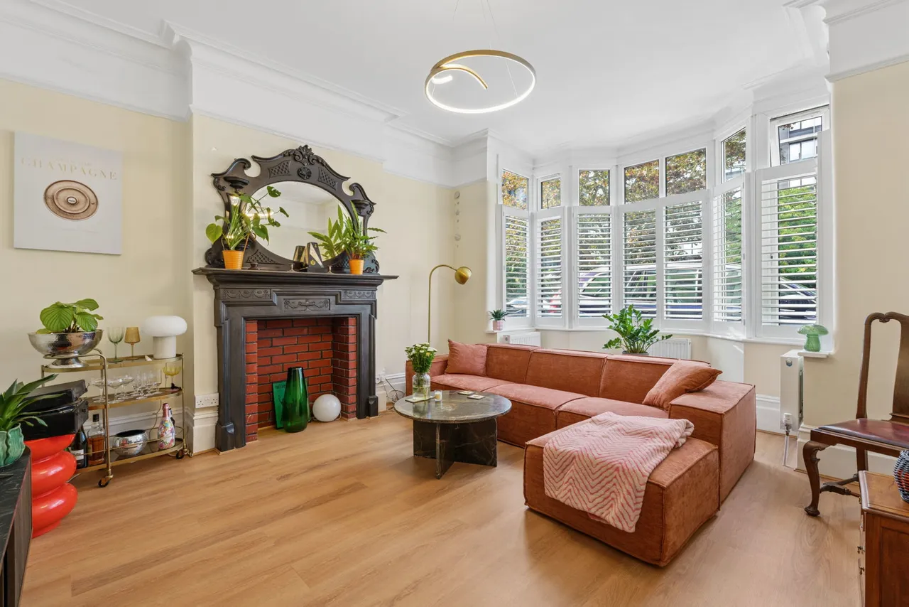 2 bed flat for sale, Colson Road, Croydon, CR0