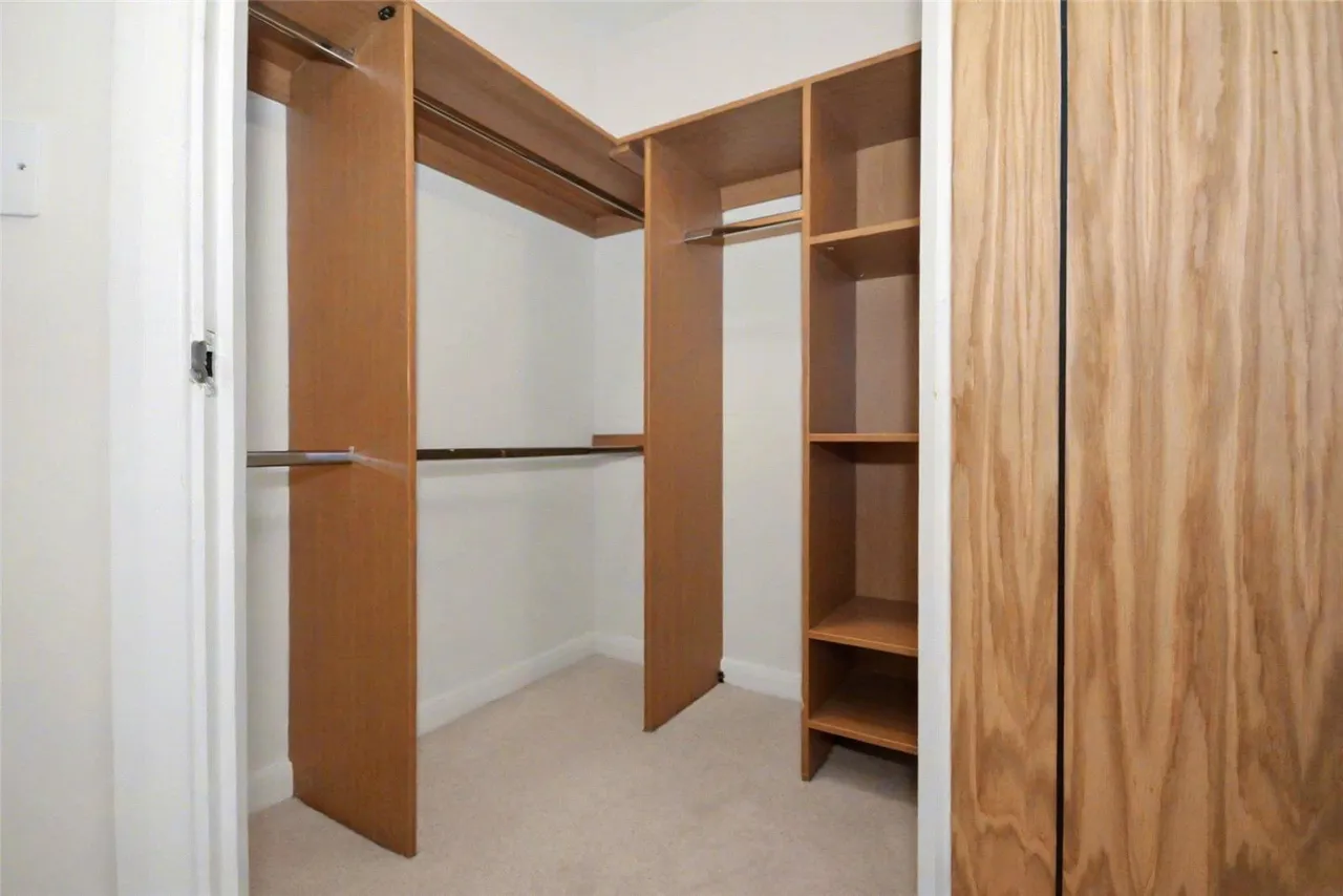 Squirrel Way, Leeds, LS17, photo 12
